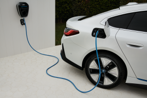 Зарядна станція BMW Wallbox Essential Gen. 3, 22 кВт